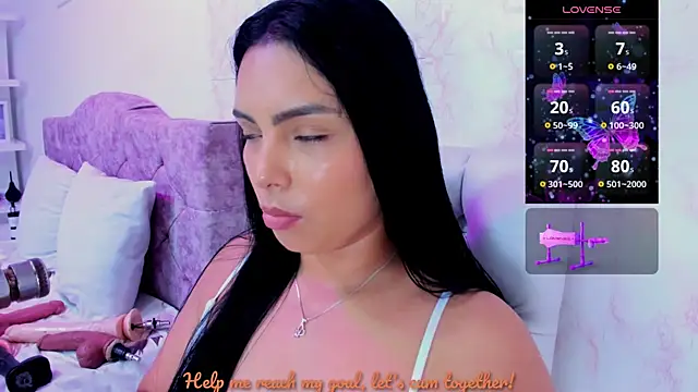 Snapshot of evelinn_belen chatting on 17, 6, 2026 evelinn belen online show from 17, 6, 2026