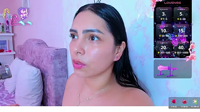 Snapshot of evelinn_belen chatting on 23, 4, 2026 evelinn belen online show from 23, 4, 2026