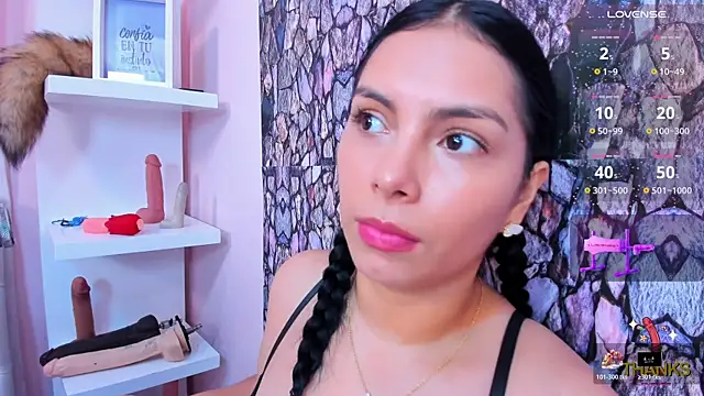 evelinn belen online show from 18, 11, 2025