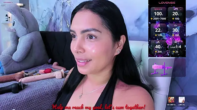 Snapshot of evelinn_belen chatting on 10, 7, 2026 evelinn belen online show from 10, 7, 2026