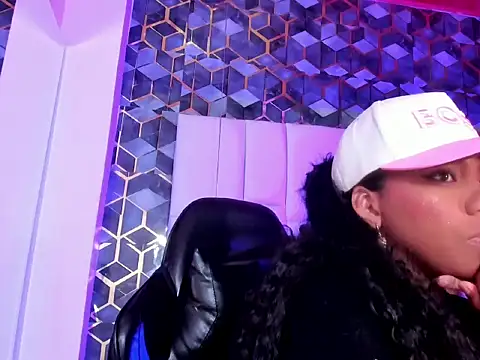 Snapshot of lia_mariana chatting on 26, 4, 2026 lia mariana online show from 26, 4, 2026