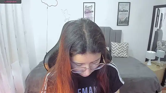 Amy joones online show from 9, 11, 2025