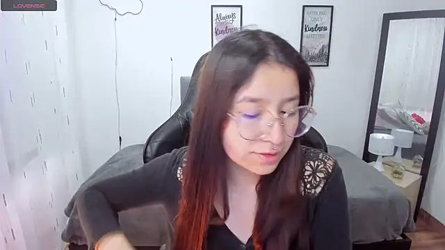 Amy joones online show from 9, 9, 2025