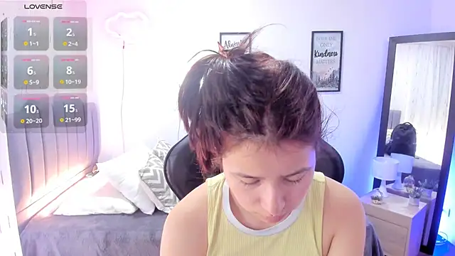 Amy joones online show from 10, 3, 2025
