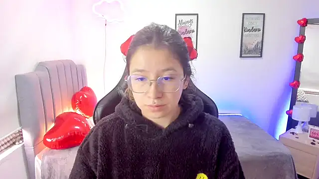 Amy joones online show from 14, 2, 2025