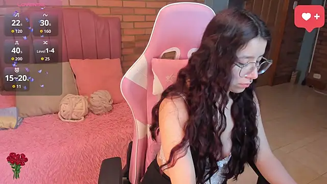 Snapshot of Amy_joones chatting on 24, 7, 2026 Amy joones online show from 24, 7, 2026