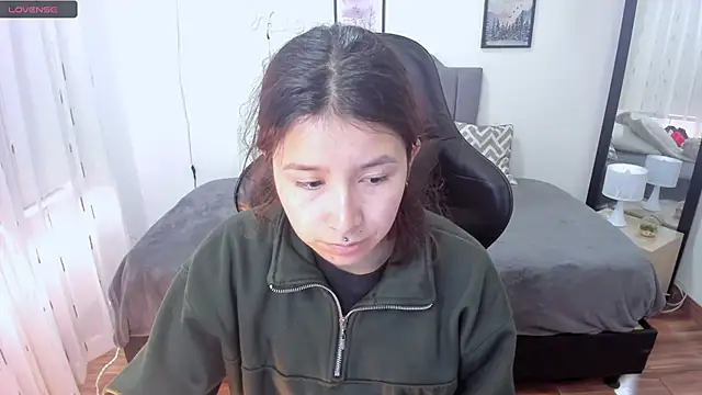 Amy joones online show from 1, 10, 2025