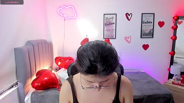 Amy joones online show from 17, 2, 2025