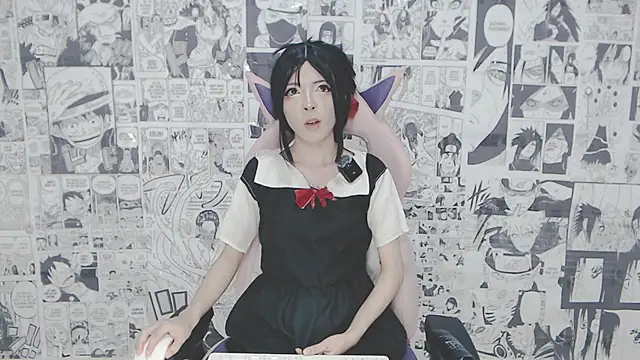 Snapshot of Miahparker chatting on 28, 10, 2025 Miahparker online show from 28, 10, 2025