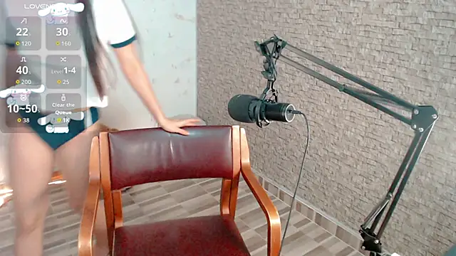 Snapshot of emma_unu chatting on 15, 5, 2026 emma unu online show from 15, 5, 2026