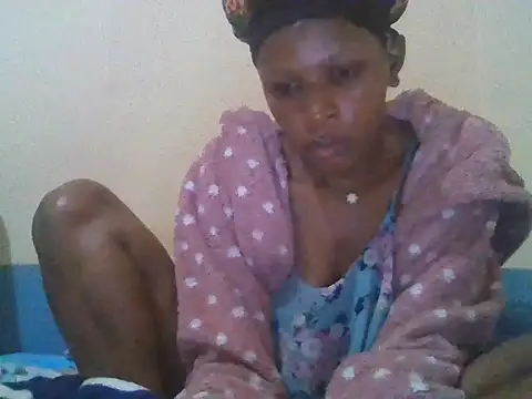 Snapshot of CharlotteDee chatting on 22, 11, 2025 CharlotteDee online show from 22, 11, 2025