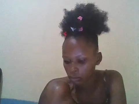 Snapshot of CharlotteDee chatting on 26, 10, 2025 CharlotteDee online show from 26, 10, 2025