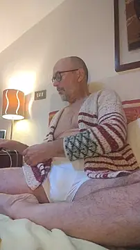 Snapshot of MadProfessor chatting on 2, 12, 2025 MadProfessor online show from 2, 12, 2025