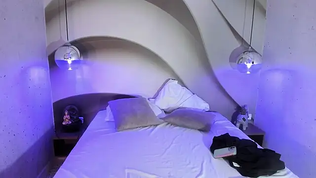 LanaHerondale online show from 16, 3, 2025