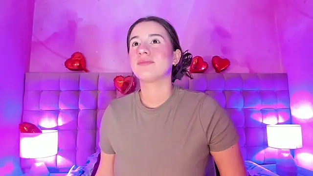 LanaHerondale online show from 23, 2, 2025