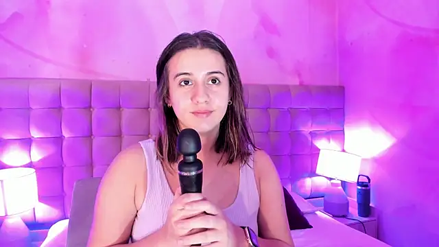 LanaHerondale online show from 22, 3, 2025