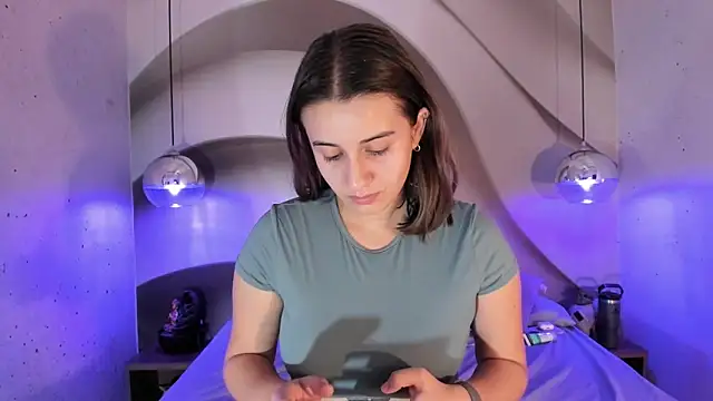 LanaHerondale online show from 2, 3, 2025