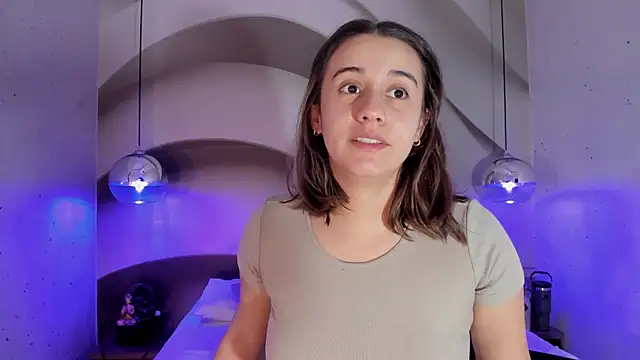 LanaHerondale online show from 9, 3, 2025