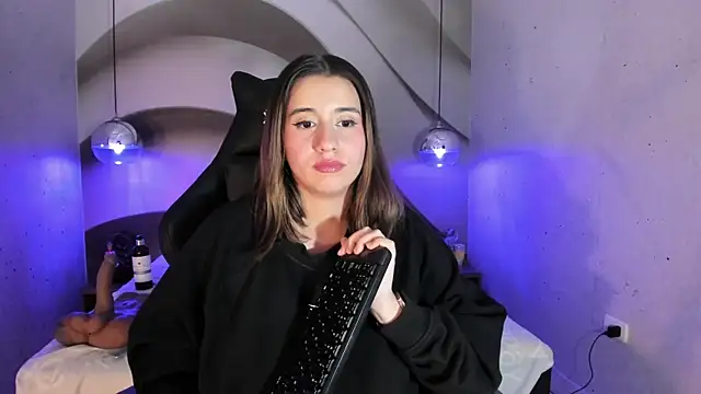 LanaHerondale online show from 14, 3, 2025