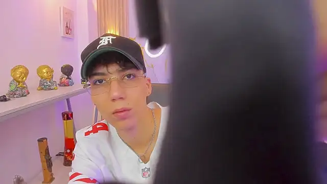 Nikolay Gregori online show from 22, 4, 2026