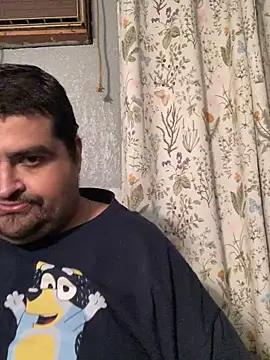 Snapshot of Miguel16i chatting on 8, 3, 2025 Miguel16i online show from 8, 3, 2025