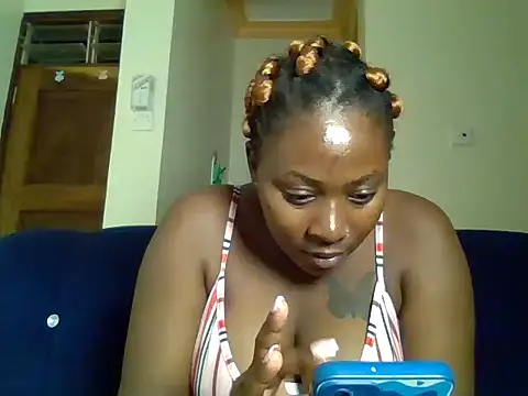 Snapshot of choco_dimples chatting on 11, 3, 2025 choco dimples online show from 11, 3, 2025