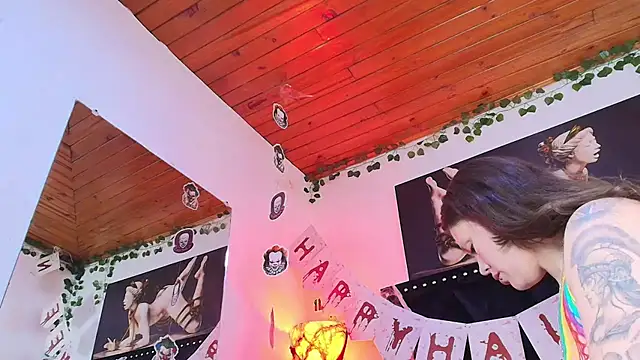 Eda Bonne online show from 7, 10, 2025