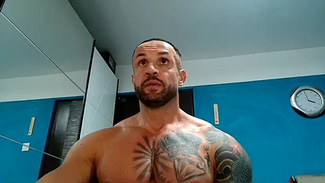 Magnificmuscles89 online show from 8, 10, 2025
