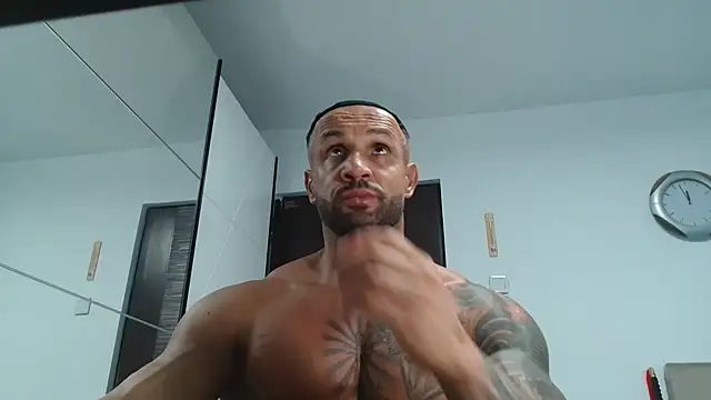 Magnificmuscles89 online show from 2, 12, 2025