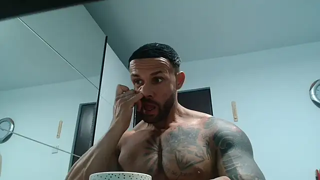 Snapshot of Magnificmuscles89 chatting on 15, 5, 2026 Magnificmuscles89 online show from 15, 5, 2026