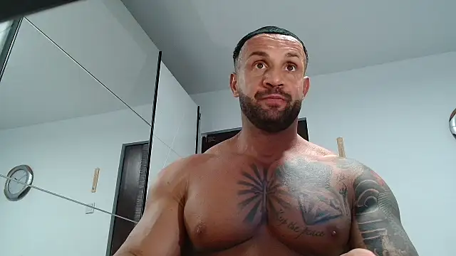 Snapshot of Magnificmuscles89 chatting on 22, 4, 2026 Magnificmuscles89 online show from 22, 4, 2026