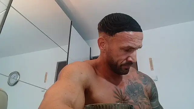 Snapshot of Magnificmuscles89 chatting on 18, 7, 2026 Magnificmuscles89 online show from 18, 7, 2026
