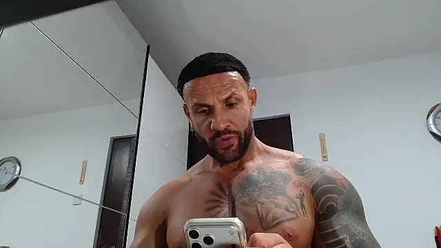 Snapshot of Magnificmuscles89 chatting on 9, 5, 2026 Magnificmuscles89 online show from 9, 5, 2026