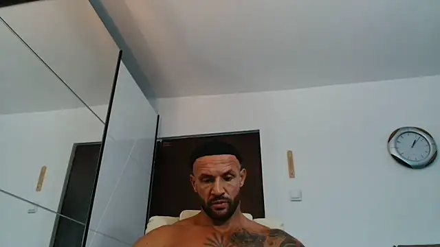 Snapshot of Magnificmuscles89 chatting on 1, 7, 2026 Magnificmuscles89 online show from 1, 7, 2026