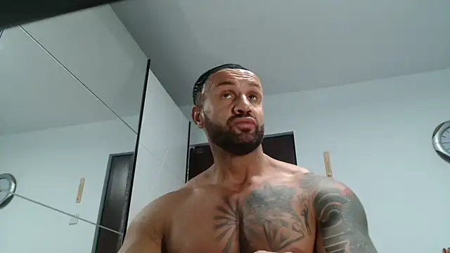 Snapshot of Magnificmuscles89 chatting on 4, 5, 2026 Magnificmuscles89 online show from 4, 5, 2026