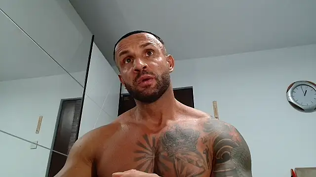 Magnificmuscles89 online show from 16, 1, 2026