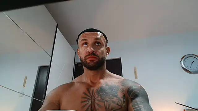 Snapshot of Magnificmuscles89 chatting on 23, 5, 2026 Magnificmuscles89 online show from 23, 5, 2026