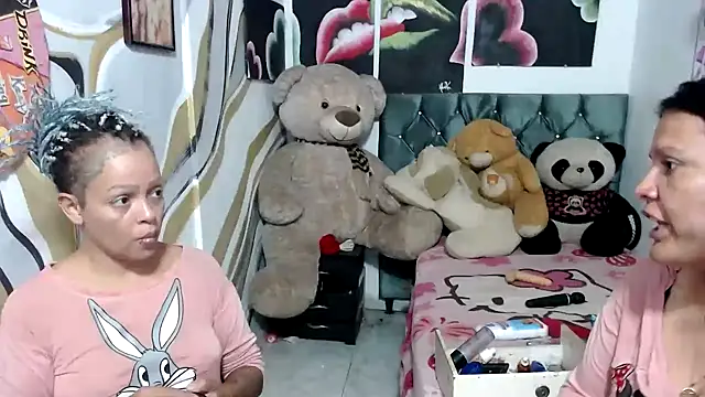 Snapshot of manzanahot9 chatting on 11, 9, 2025 manzanahot9 online show from 11, 9, 2025