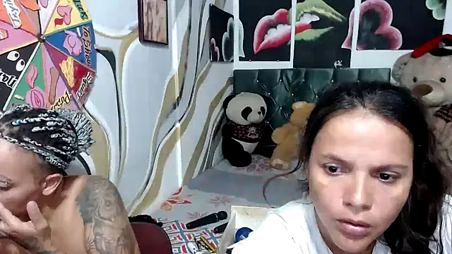 manzanahot9 online show from 7, 10, 2025