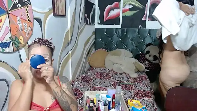 Snapshot of manzanahot9 chatting on 2, 4, 2026 manzanahot9 online show from 2, 4, 2026