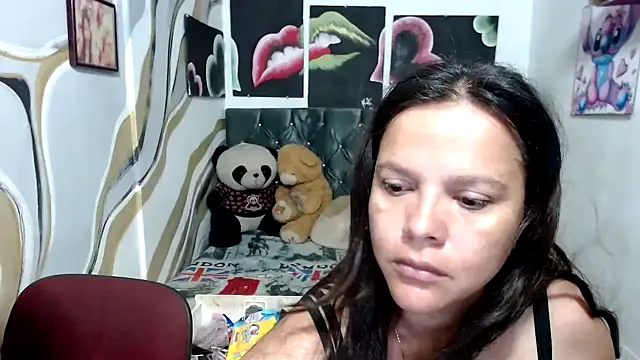 Snapshot of manzanahot9 chatting on 4, 10, 2025 manzanahot9 online show from 4, 10, 2025