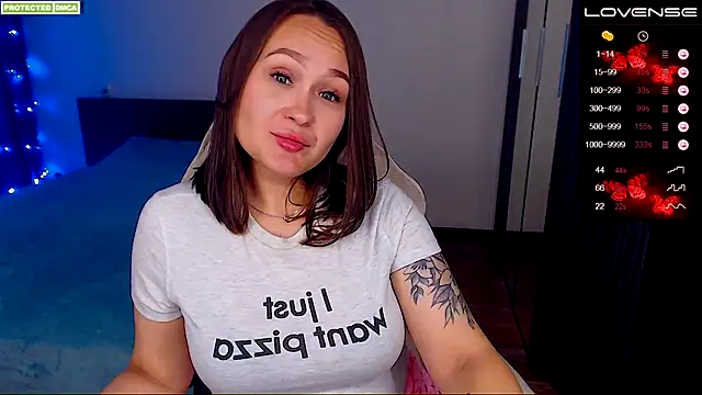 Snapshot of Cutie-Melanie chatting on 14, 9, 2025 Cutie-Melanie online show from 14, 9, 2025