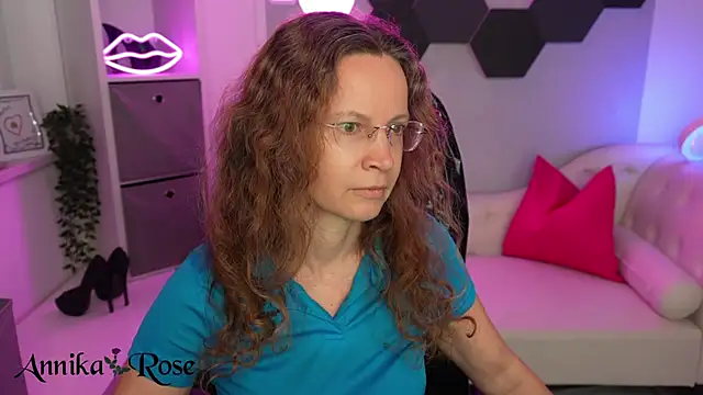 AnnikaRose online show from 19, 2, 2026