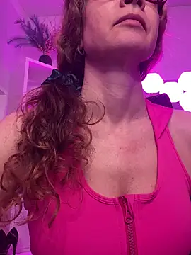 AnnikaRose online show from 24, 4, 2026