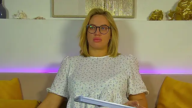 MariaNeumann online show from 16, 1, 2026