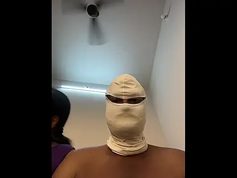 boypussyfist online show from 2, 2, 2026