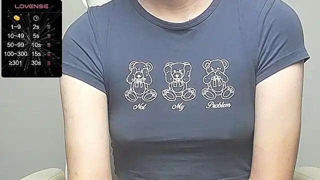 Snapshot of RRUUBBYYY chatting on 11, 10, 2025 RRUUBBYYY online show from 11, 10, 2025