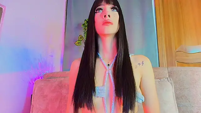 liccy hall online show from 19, 1, 2026