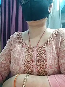 Snapshot of Aishwaryaa_69 chatting on 27, 6, 2026 Aishwaryaa 69 online show from 27, 6, 2026