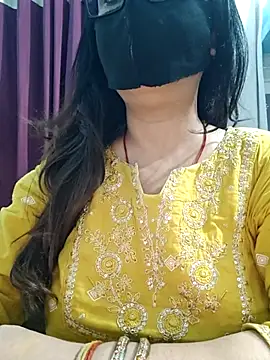 Snapshot of Aishwaryaa_69 chatting on 12, 6, 2026 Aishwaryaa 69 online show from 12, 6, 2026